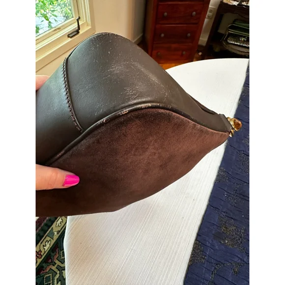 Gucci Brown Suede Bamboo Handle Bag w/ Shoulder Strap - Picture 13 of 16